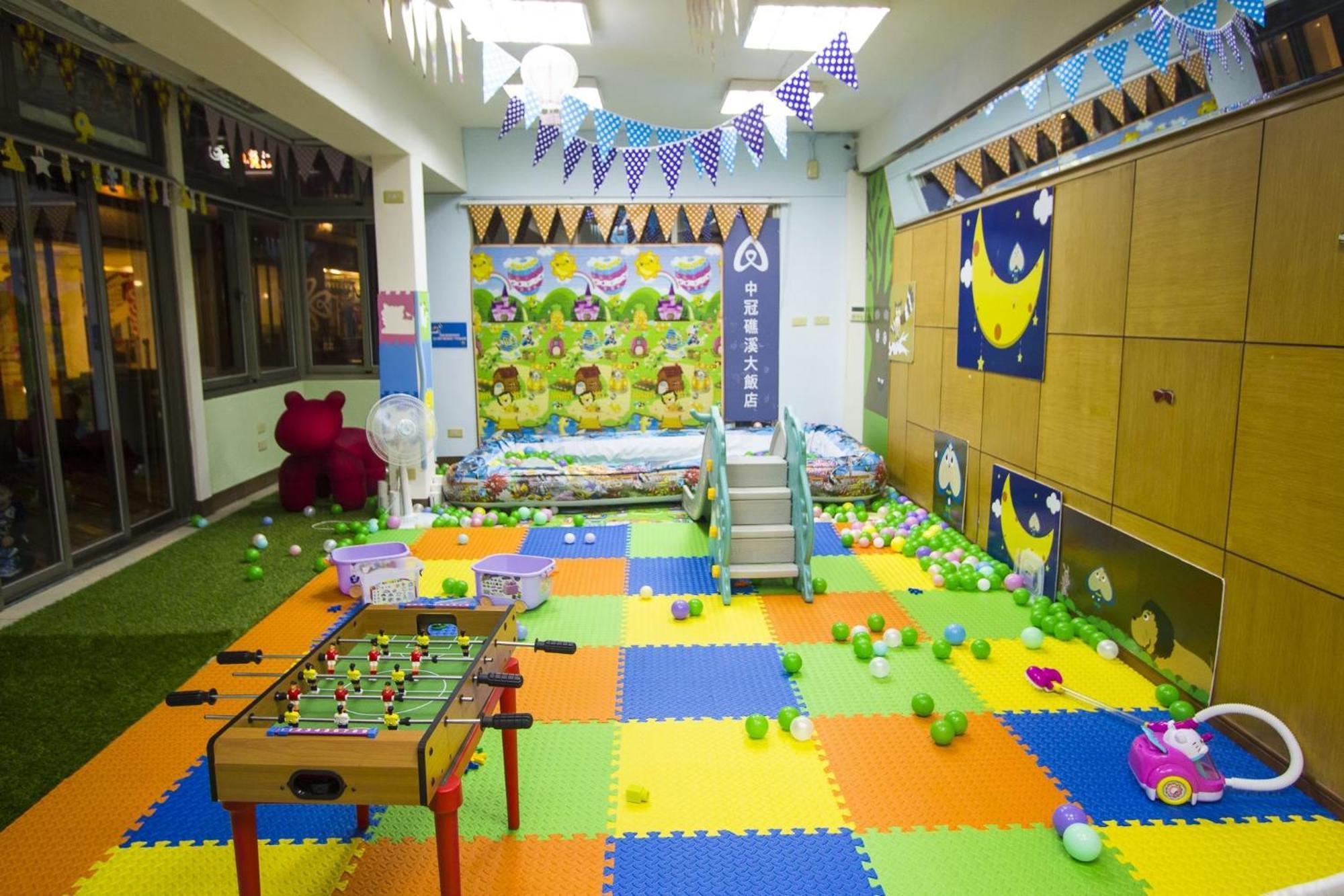 Yilan Art Spa Hotel מראה חיצוני תמונה