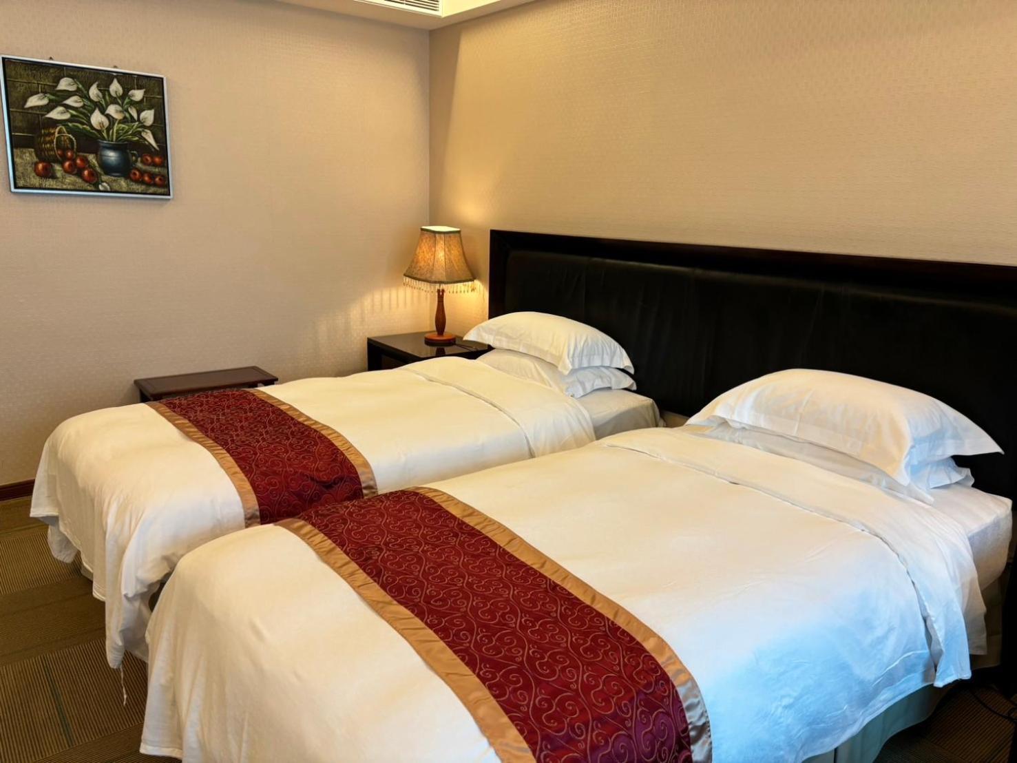 Yilan Art Spa Hotel מראה חיצוני תמונה