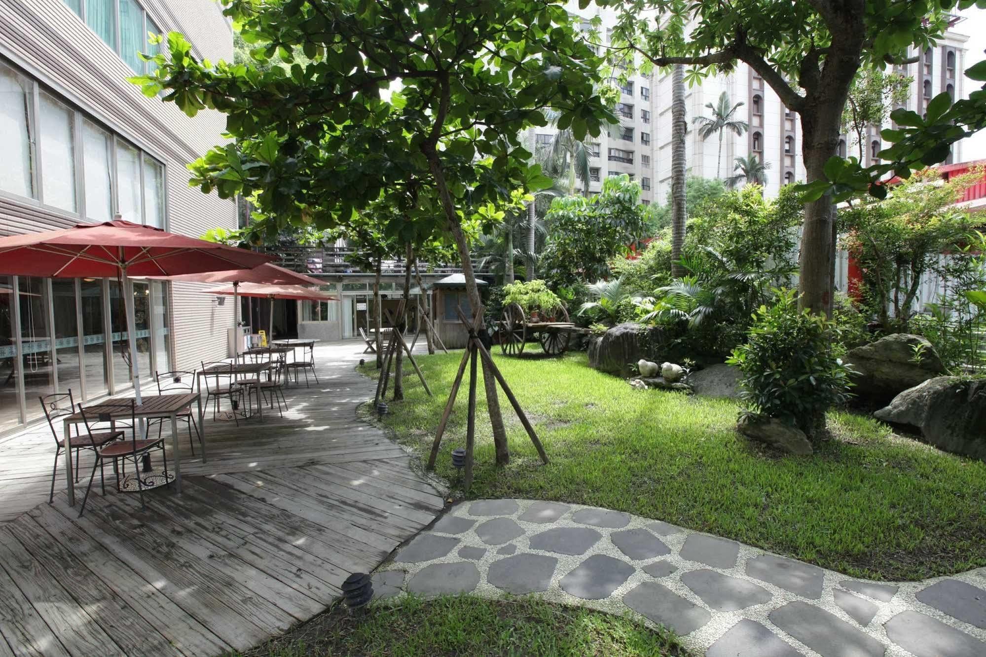 Yilan Art Spa Hotel מראה חיצוני תמונה